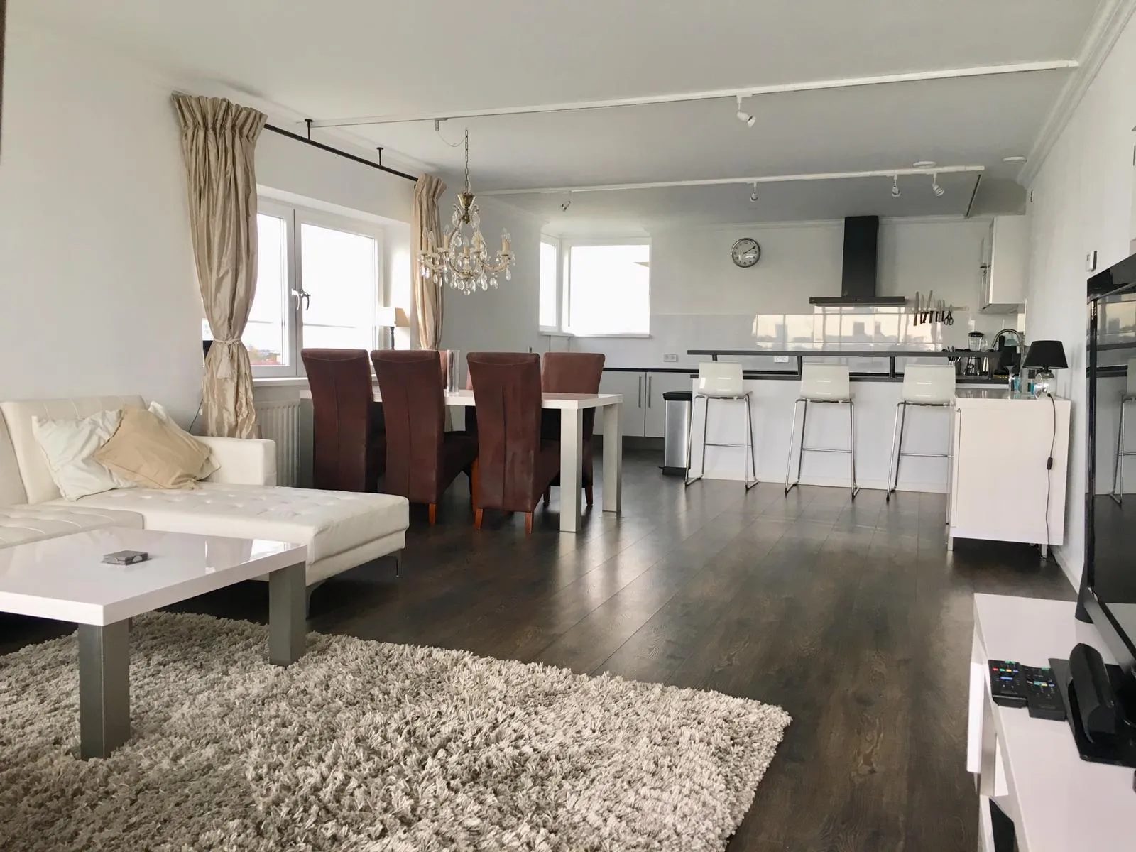 Appartement aan de Buitenbassinweg in Rotterdam in Rotterdam