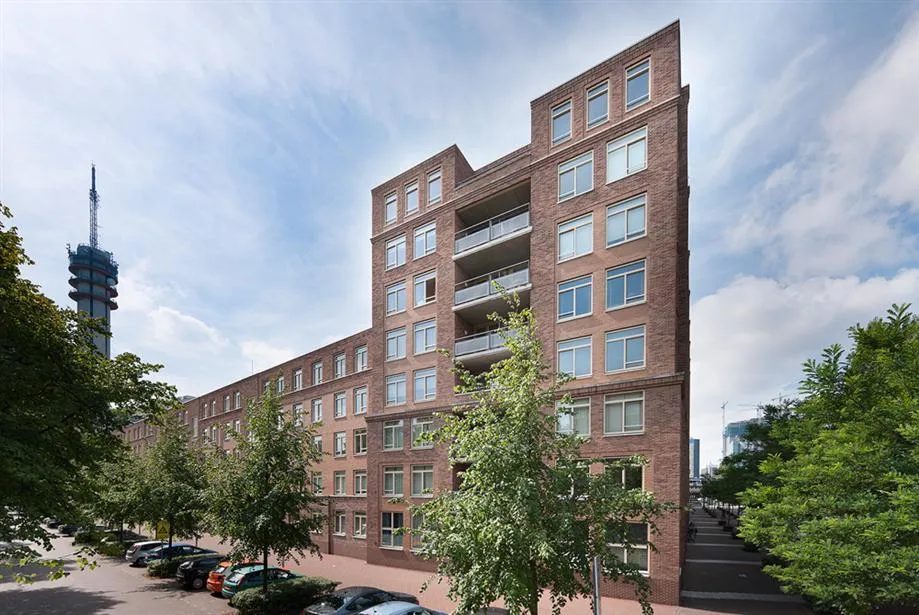 Appartement aan de Juliana van Stolberglaan in Den Haag in Den Haag