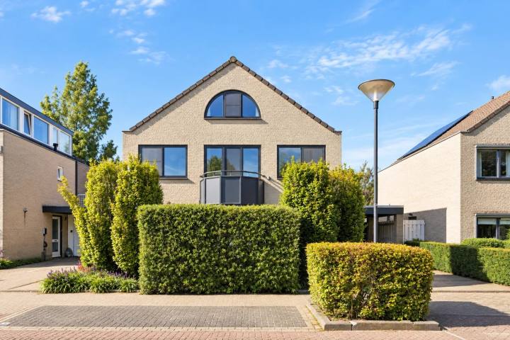 Foto 2 van Vrijstaande woning aan de Johan Frisolaan in Vught