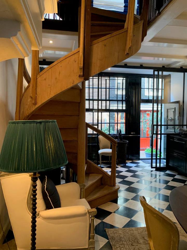 Foto 6 van Vrijstaande woning aan de Bergstraat in Amsterdam
