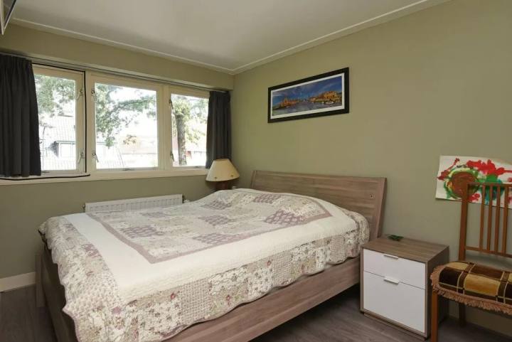 Foto 6 van Tussenwoning aan de Eemnesserweg in Hilversum