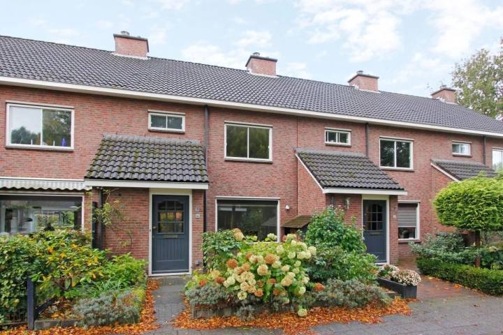 Tussenwoning aan de Heggerank in Lochem in Lochem