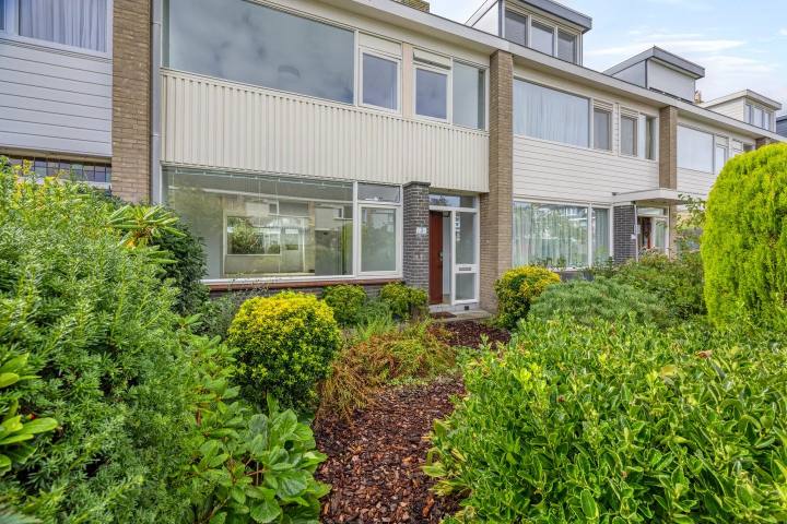 Foto 6 van Tussenwoning aan de Van Warmondlaan in Wassenaar