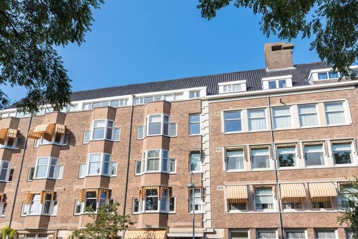 Appartement aan de Stadionkade in Amsterdam in Amsterdam