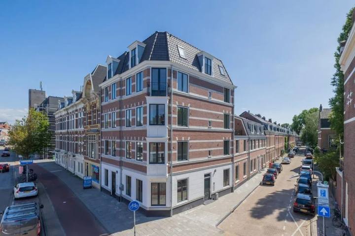 Appartement aan de Eerste Hasselaerstraat in Haarlem in Haarlem