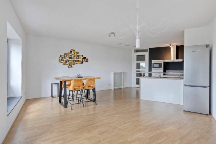 Appartement aan de Oosterbakenpad in Hoogvliet Rotterdam in Hoogvliet Rotterdam